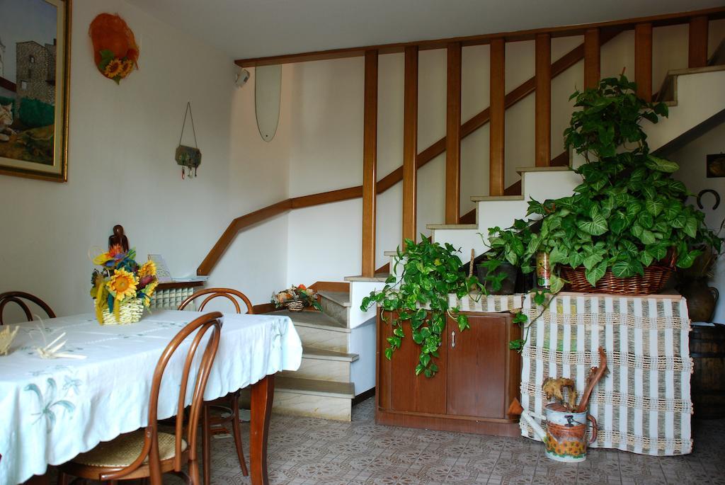 Bed And Breakfast Il Girasole Lamporecchio Ngoại thất bức ảnh