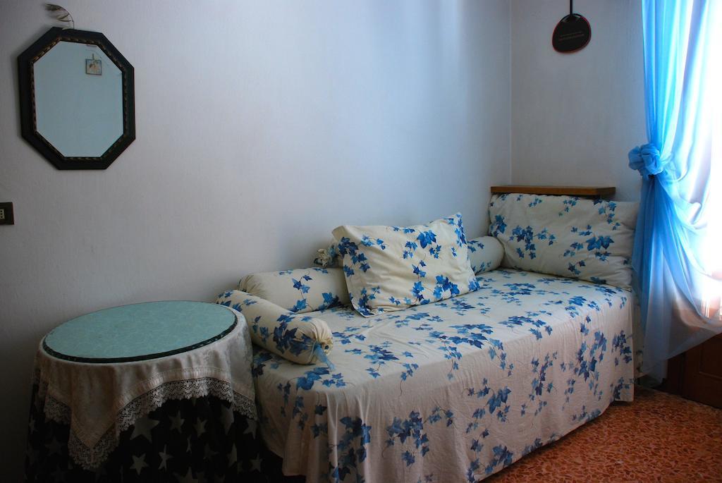 Bed And Breakfast Il Girasole Lamporecchio Phòng bức ảnh